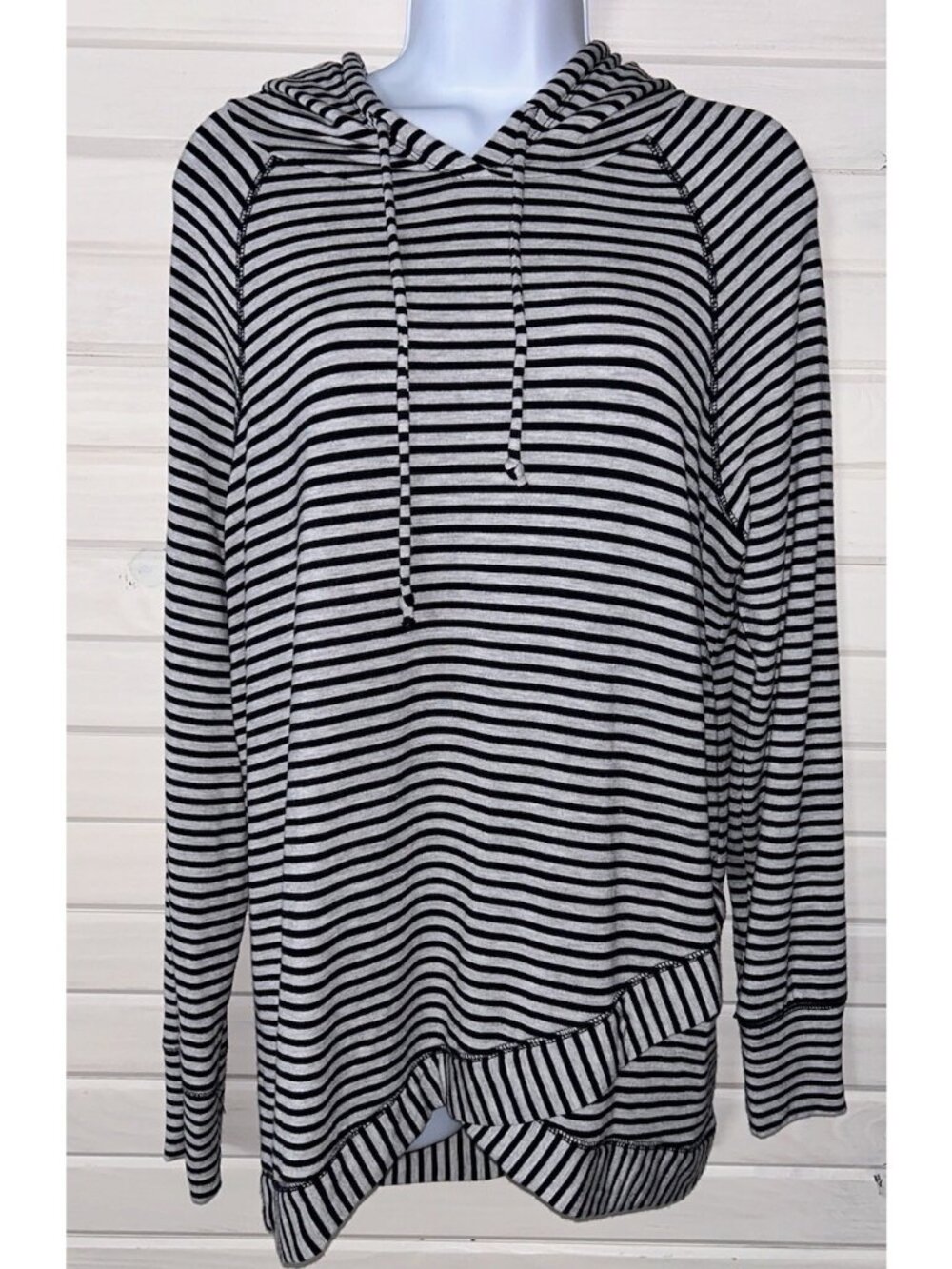 Soft Surroundings Sz MEDIUM Lazy Sunday Hoodie Sweatshirt Black Stripe EUC